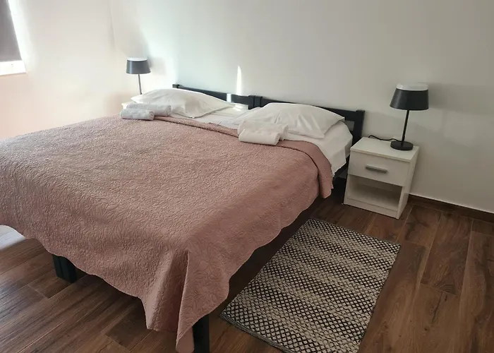 Apartman Lena